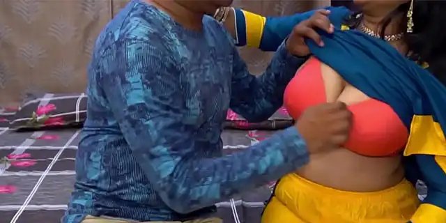 Sexy Big Boobs Aunty Fucked By Paying Video Desivideo.net - Hindi Sex Videos