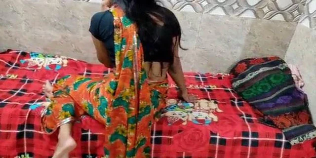 Called a stranger to her house and got her pussy fucked Video. Desivideo.net - Hindi Sex Videos