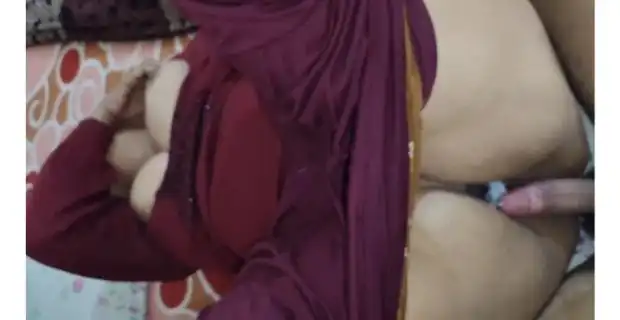 Fat sister's pussy got filled with dick after fucking her video. Desivideo.net - Hindi Sex Videos